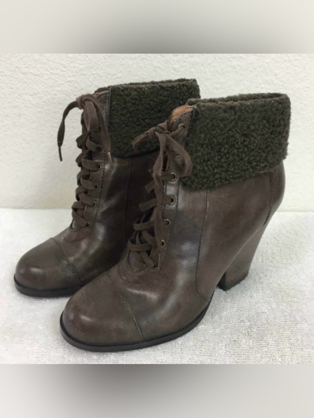 5/48 Brown Women's Leather Abigail Faux Fur Sherpa Lace Up Heel Bootie Size 6